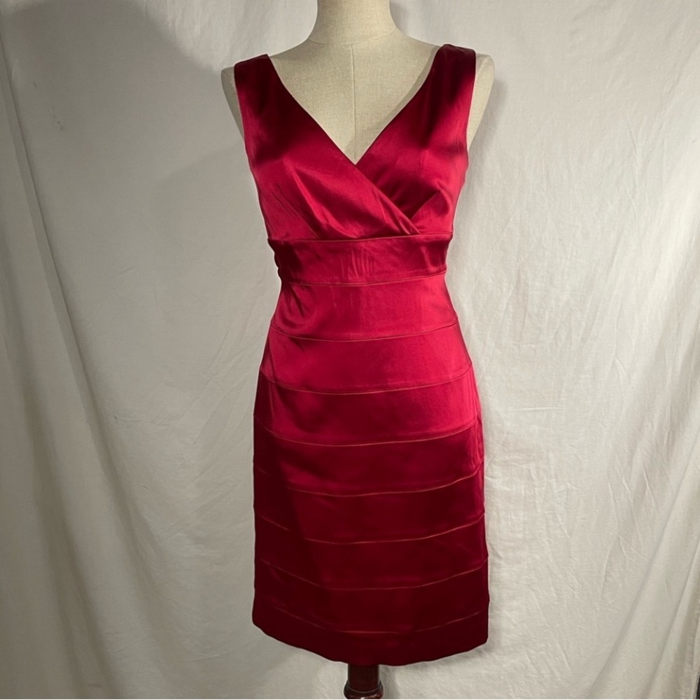 Antonio Melani Red Satin Sleeveless Ribbed Dress Size 10
